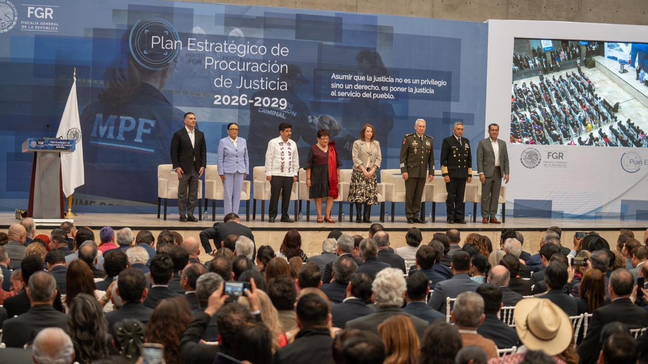 Joaquín Díaz Mena respalda coordinación con la Federación en presentación del Plan de Procuración de Justicia de la FGR
